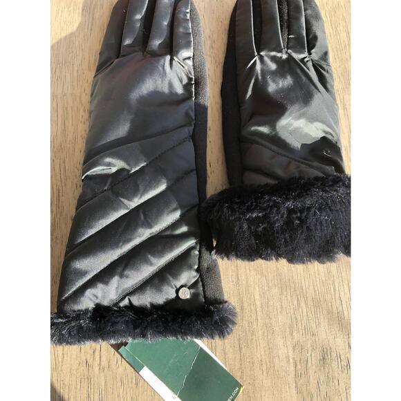 Ralph Lauren Channel-Quilted Touch Gloves - M - Picture 2 of 6